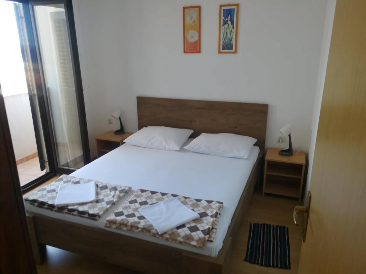 만드레 Apartman Cemeljic 아파트 외부 사진