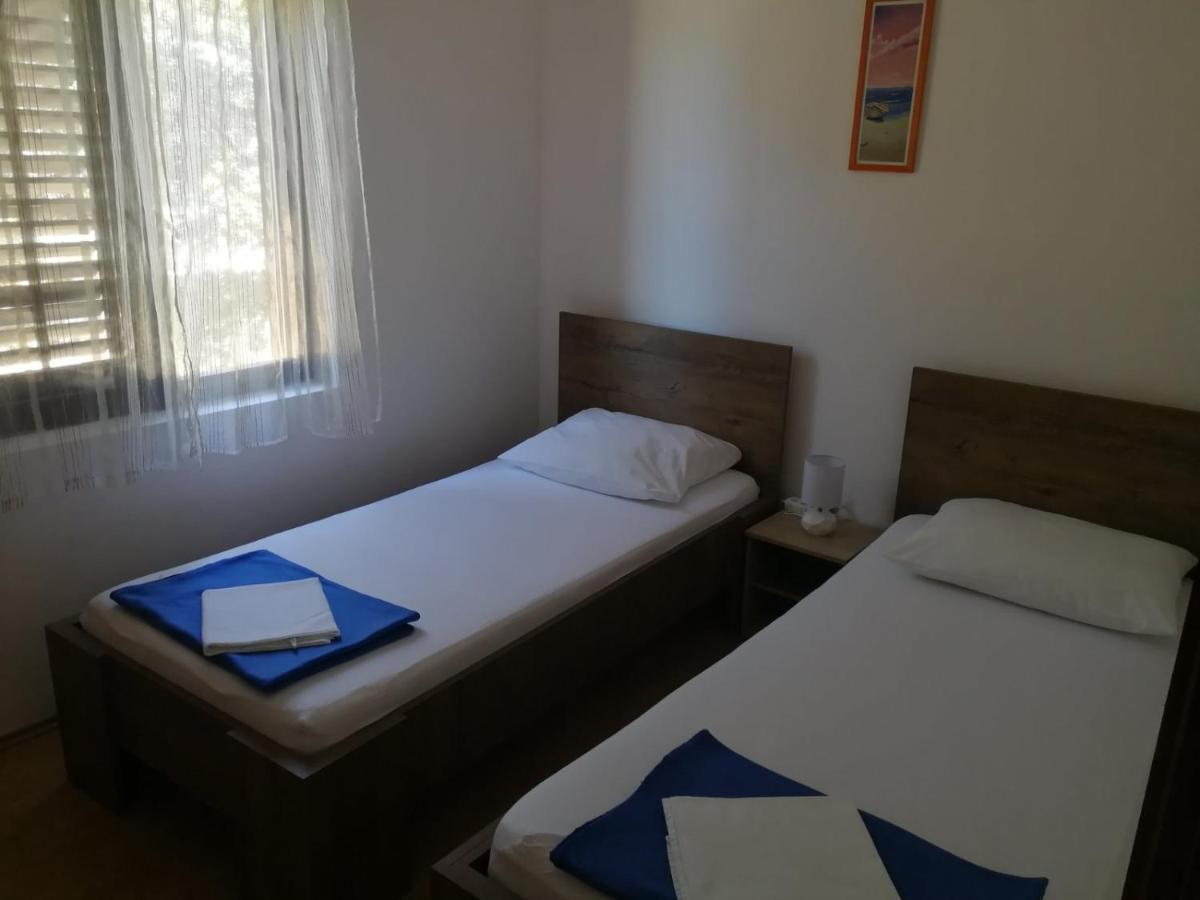 만드레 Apartman Cemeljic 아파트 외부 사진