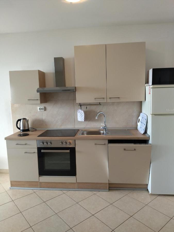 만드레 Apartman Cemeljic 아파트 외부 사진