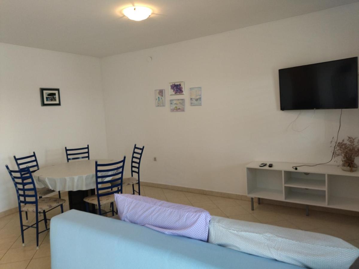 만드레 Apartman Cemeljic 아파트 외부 사진